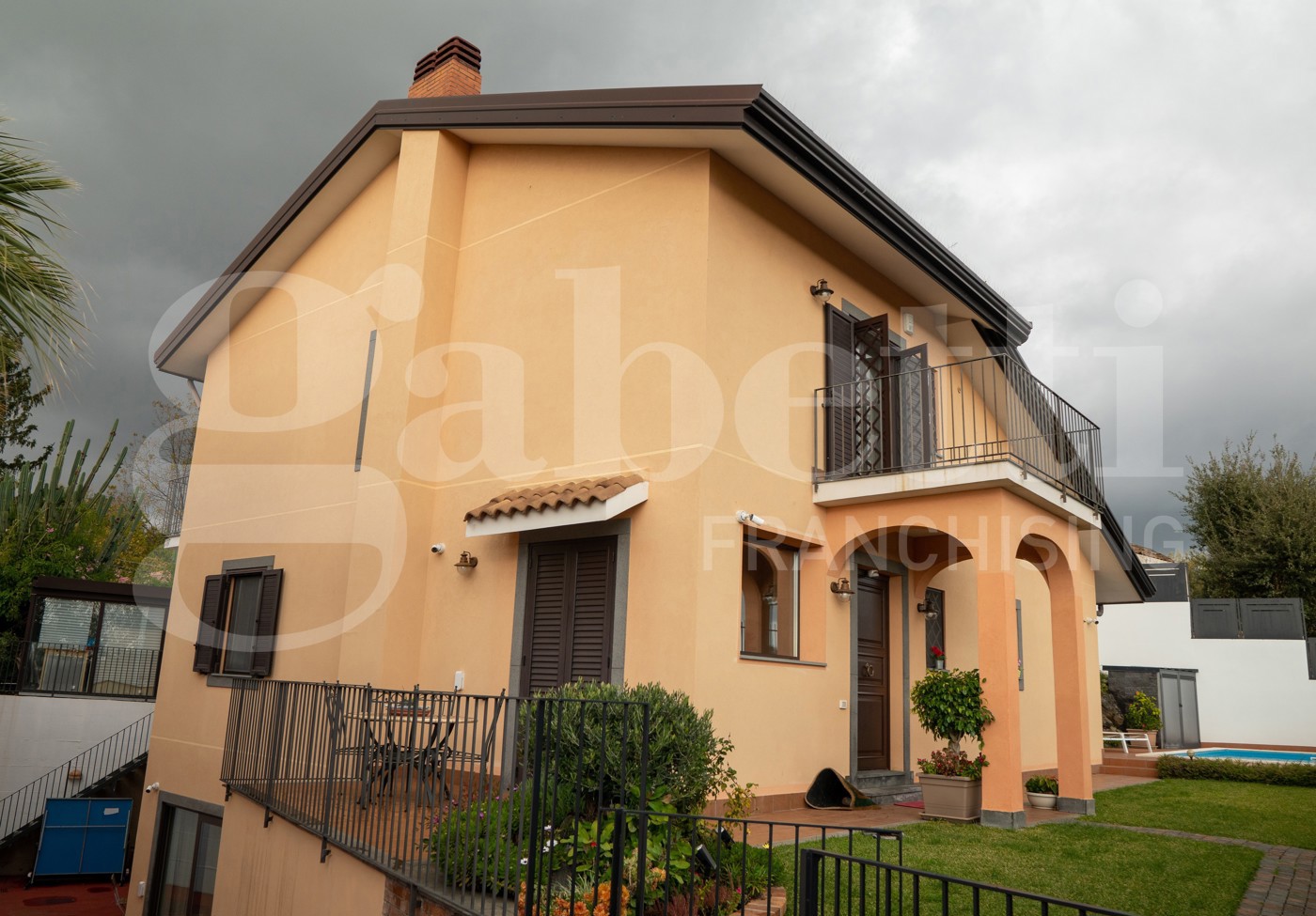 Villa con giardino a Aci Bonaccorsi