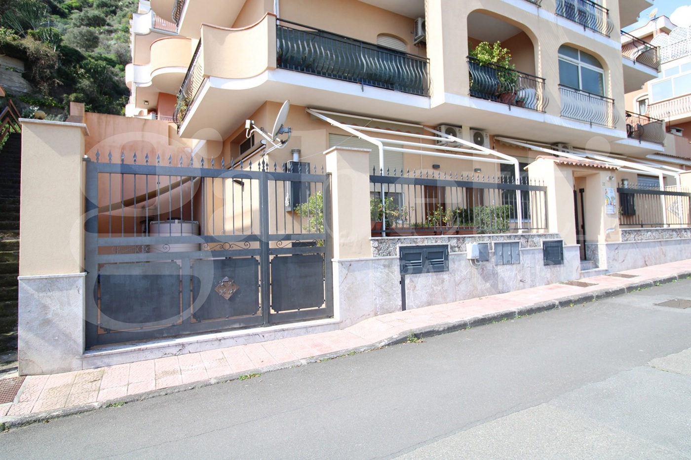 Appartamento in vendita a Giardini-Naxos