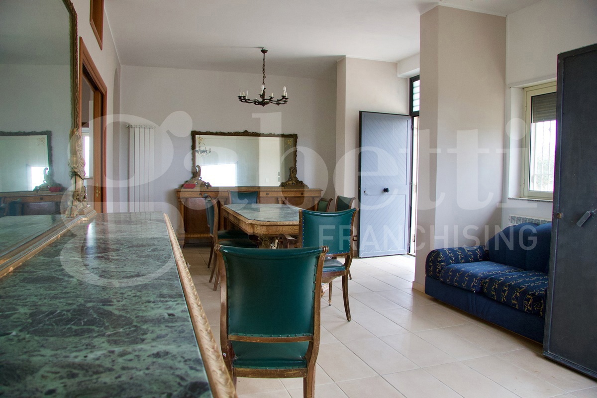 Villa con giardino a Nissoria