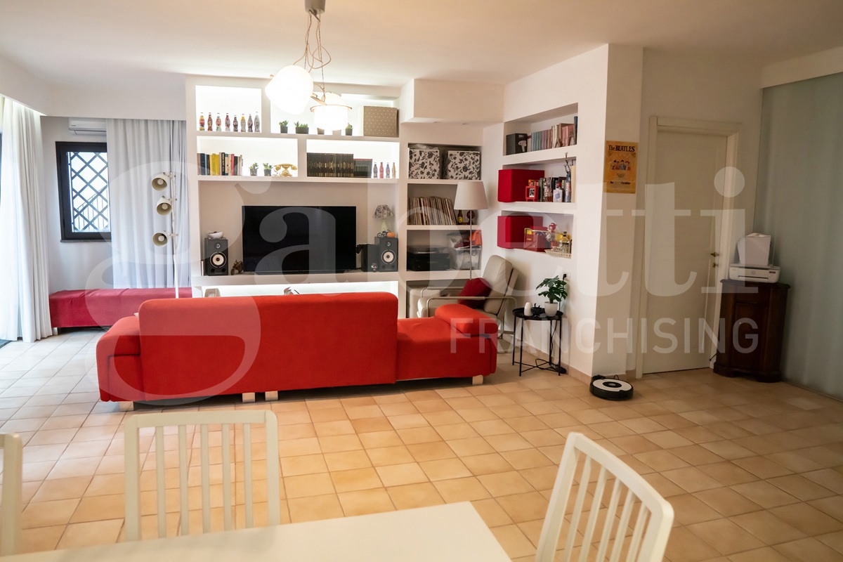 Villa con giardino a Aci Bonaccorsi