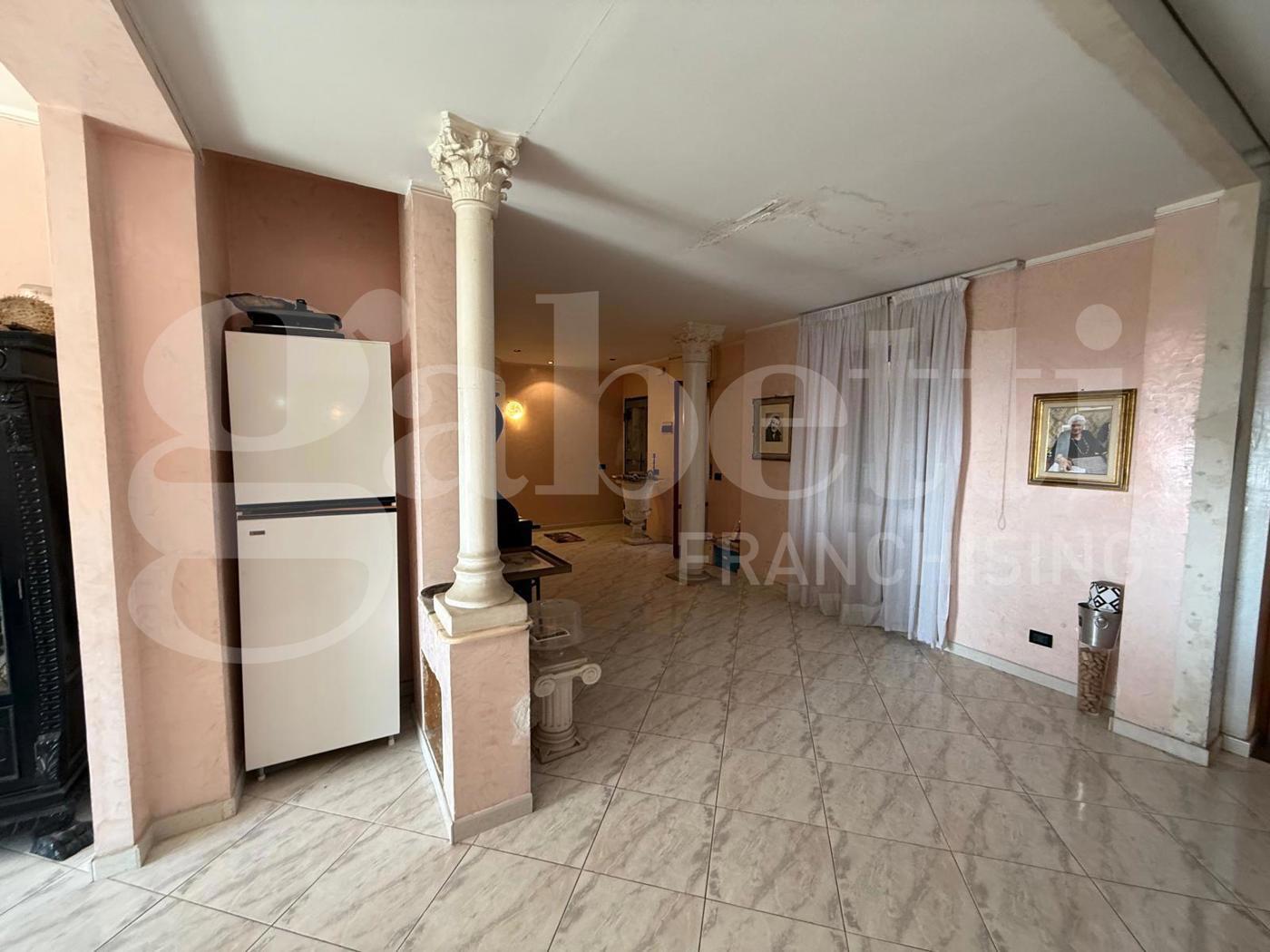 Appartamento con box doppio a San Giovanni la Punta