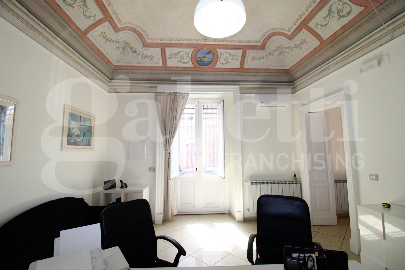 Ufficio in vendita a Aci Castello