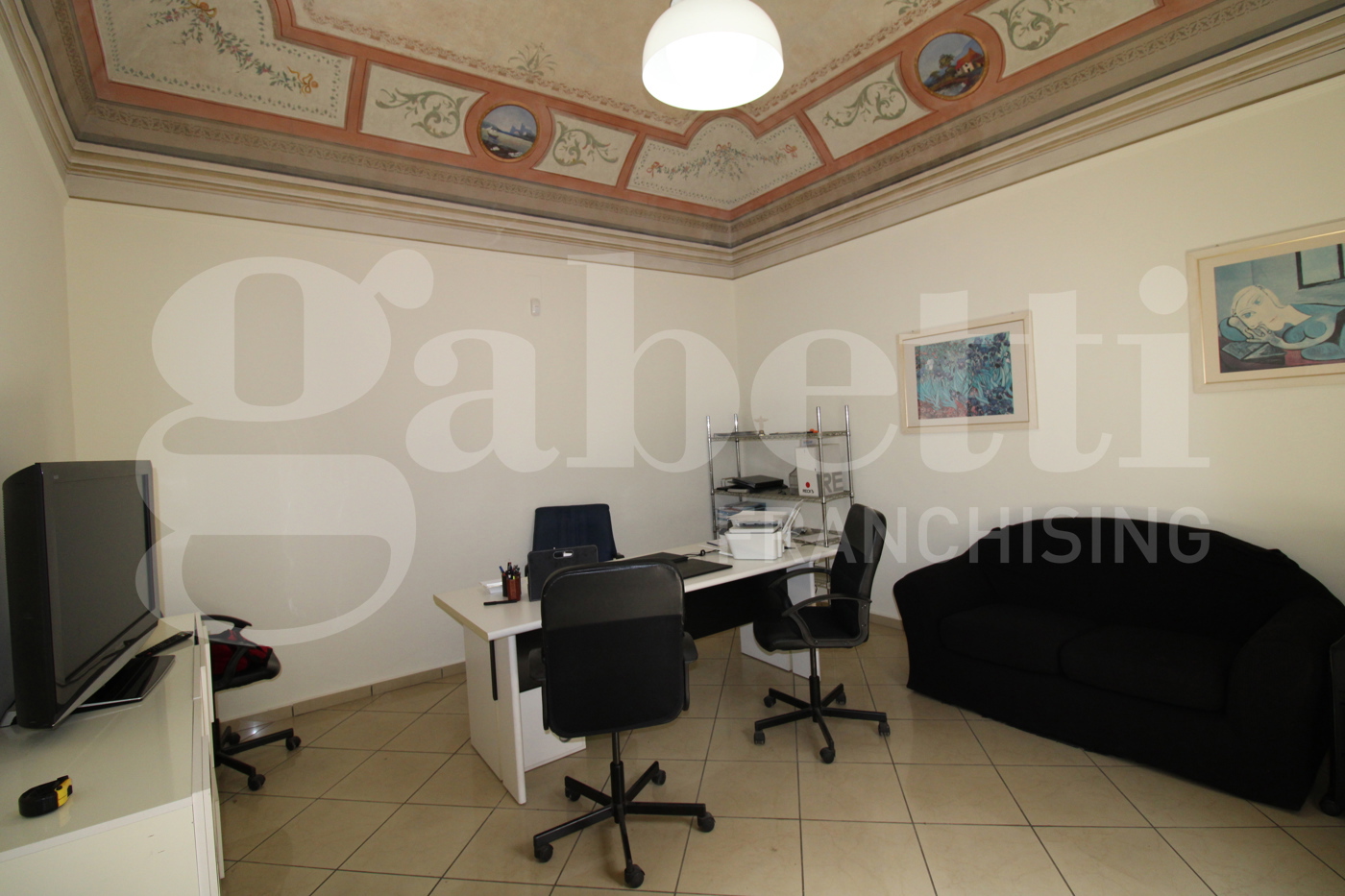 Ufficio in vendita a Aci Castello