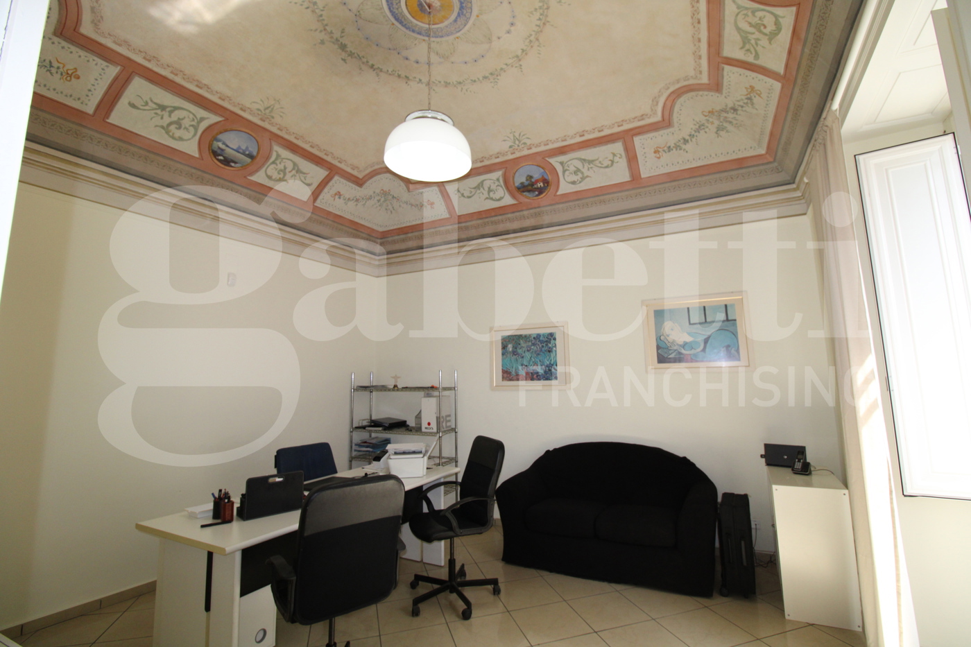 Ufficio in vendita a Aci Castello