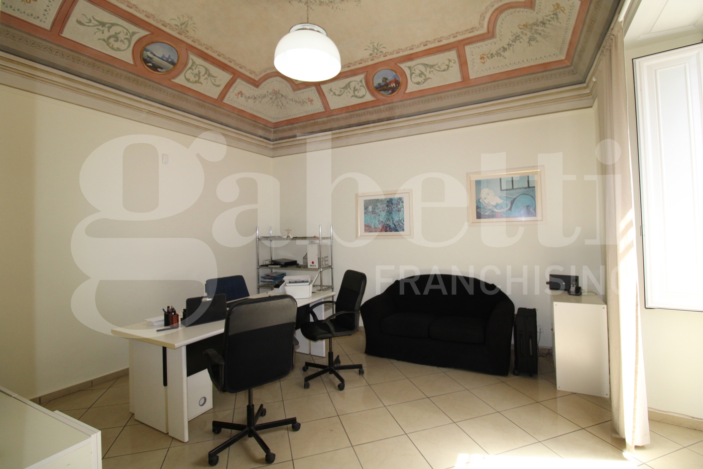 Ufficio in vendita a Aci Castello