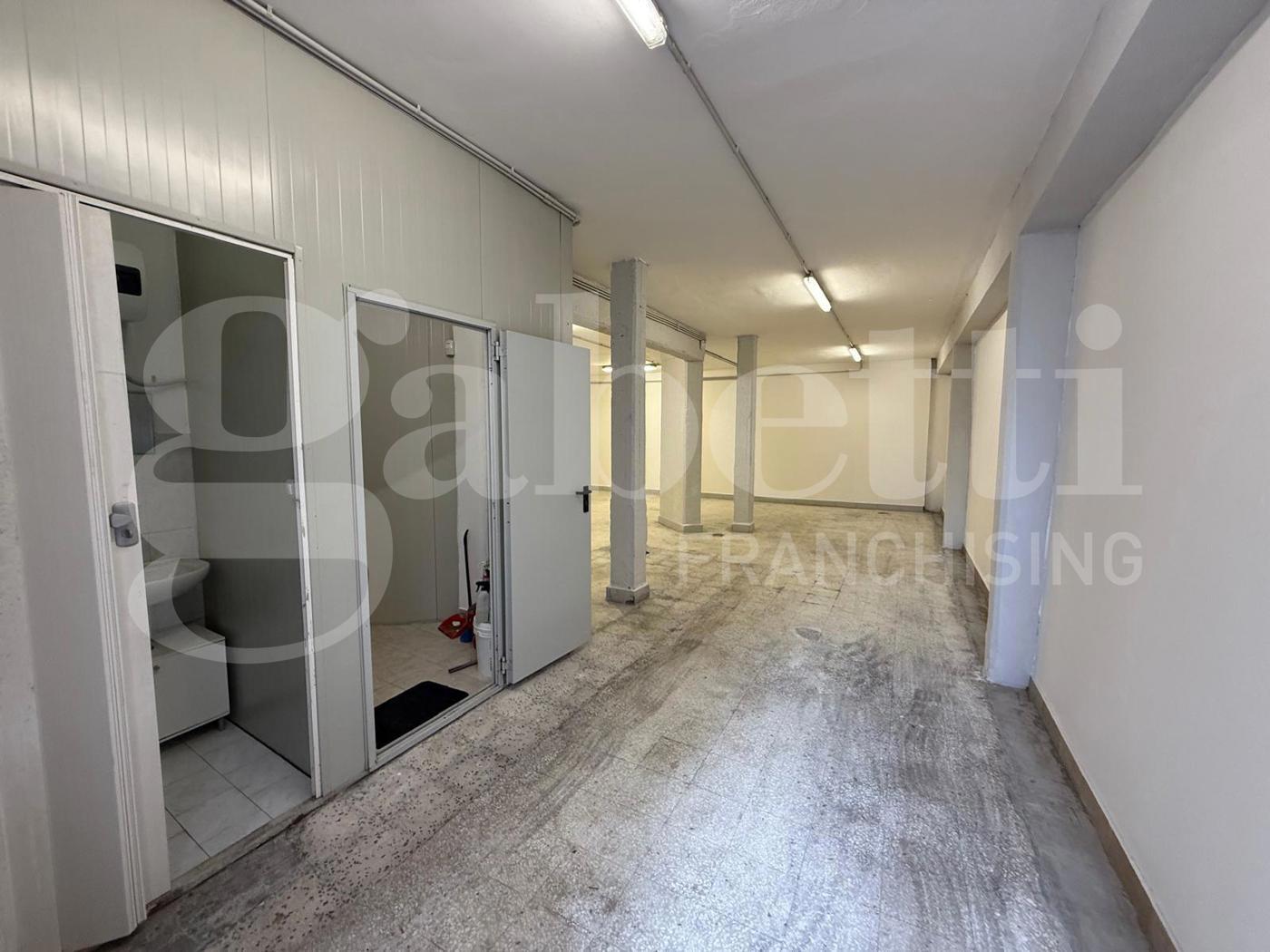 Magazzino in affitto a Misterbianco