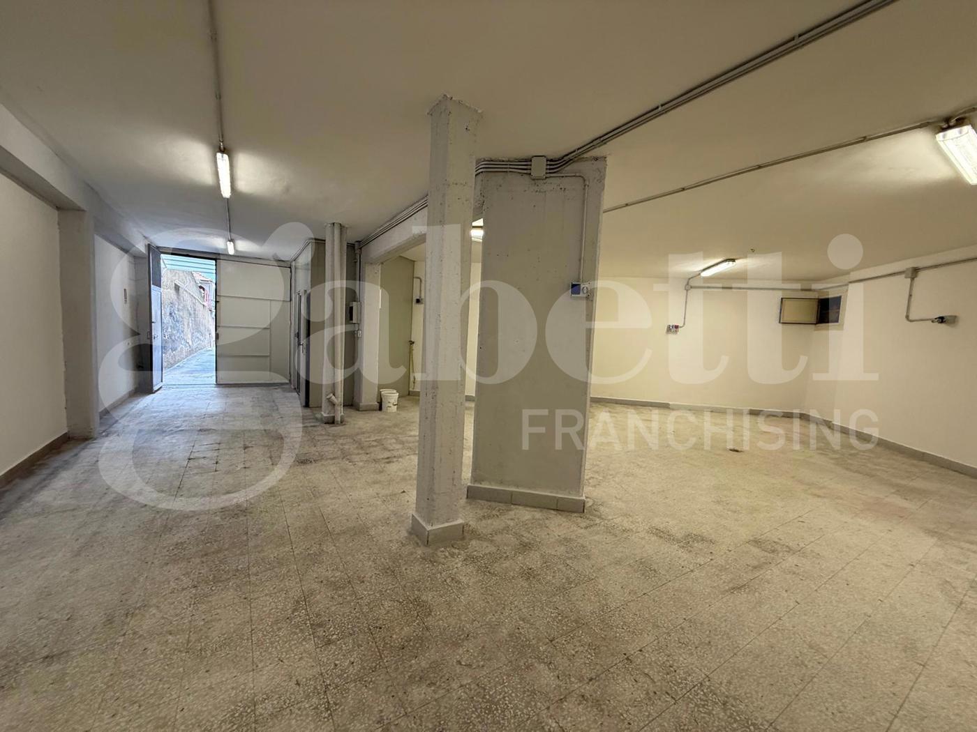 Magazzino in affitto a Misterbianco