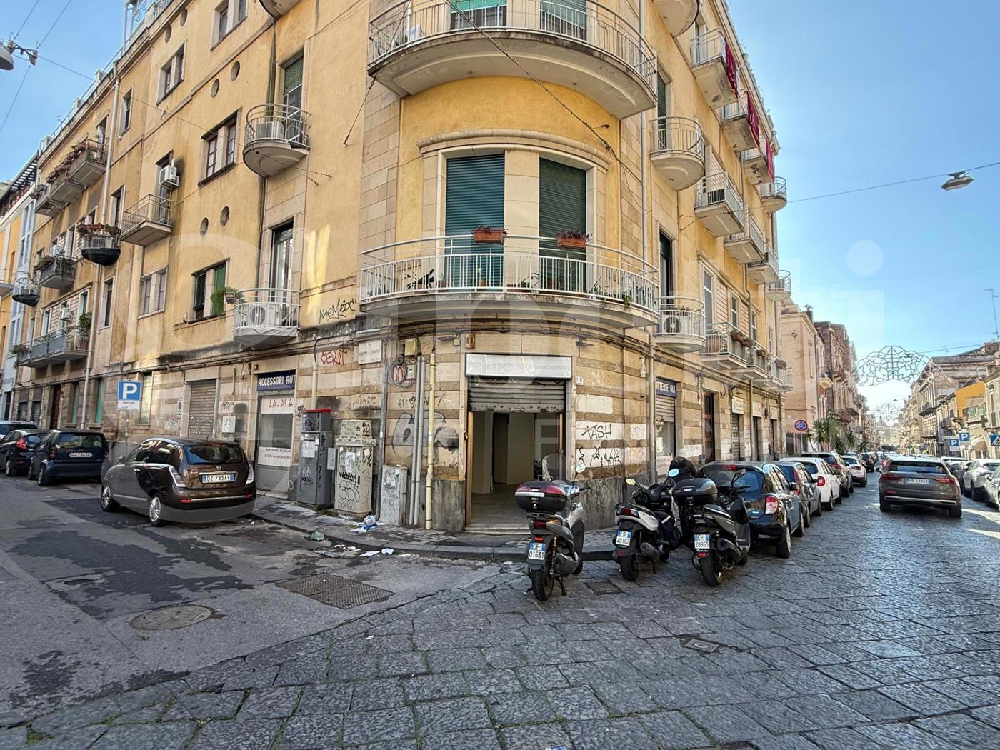 Negozio in vendita a Catania
