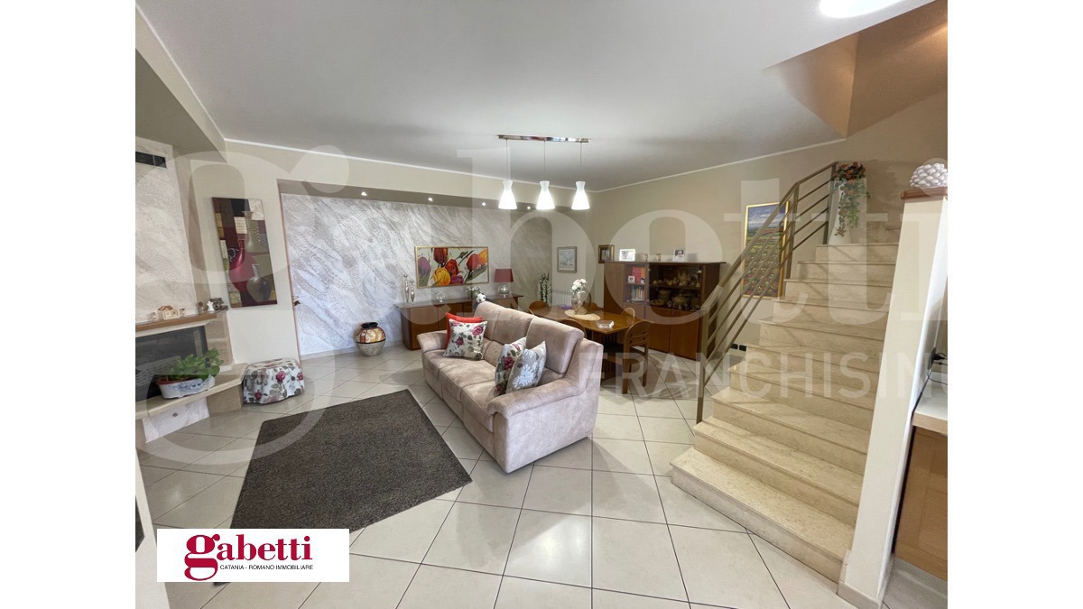 Villa con giardino a Trecastagni