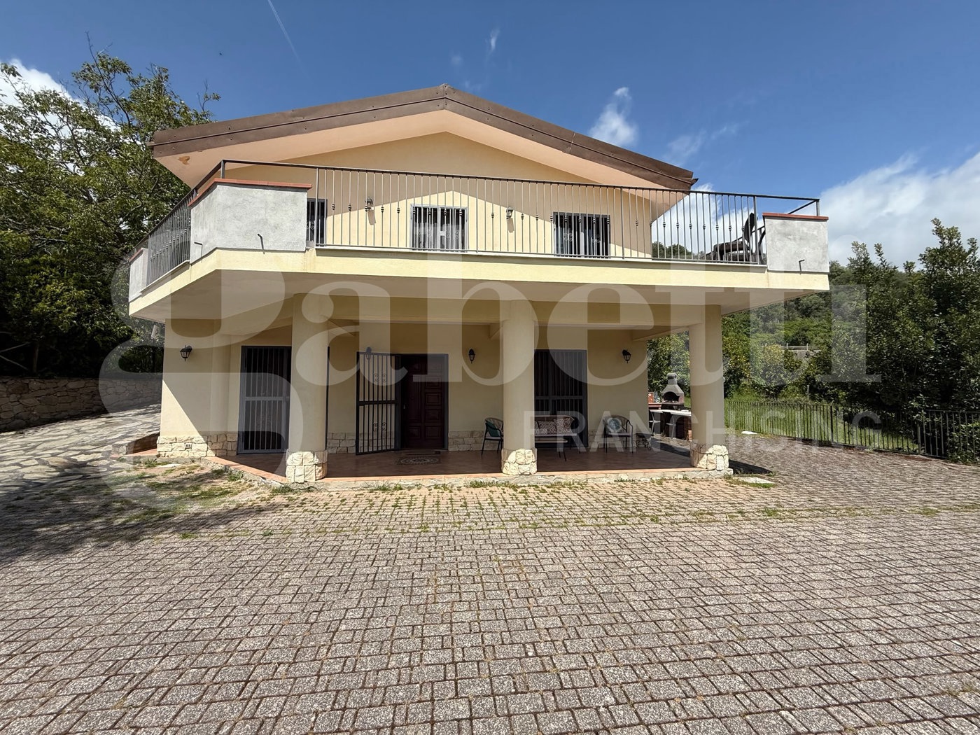 Villa in vendita a Francavilla di Sicilia