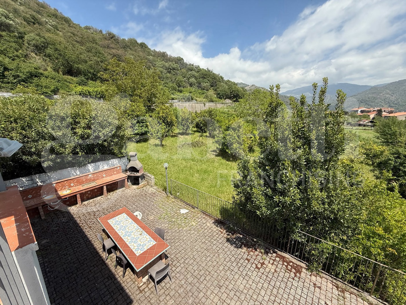 Villa in vendita a Francavilla di Sicilia