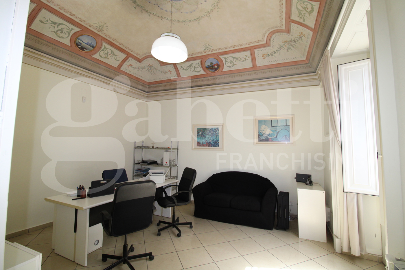 Ufficio in vendita a Aci Castello