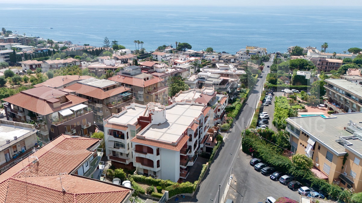 Appartamento vista mare a Aci Castello