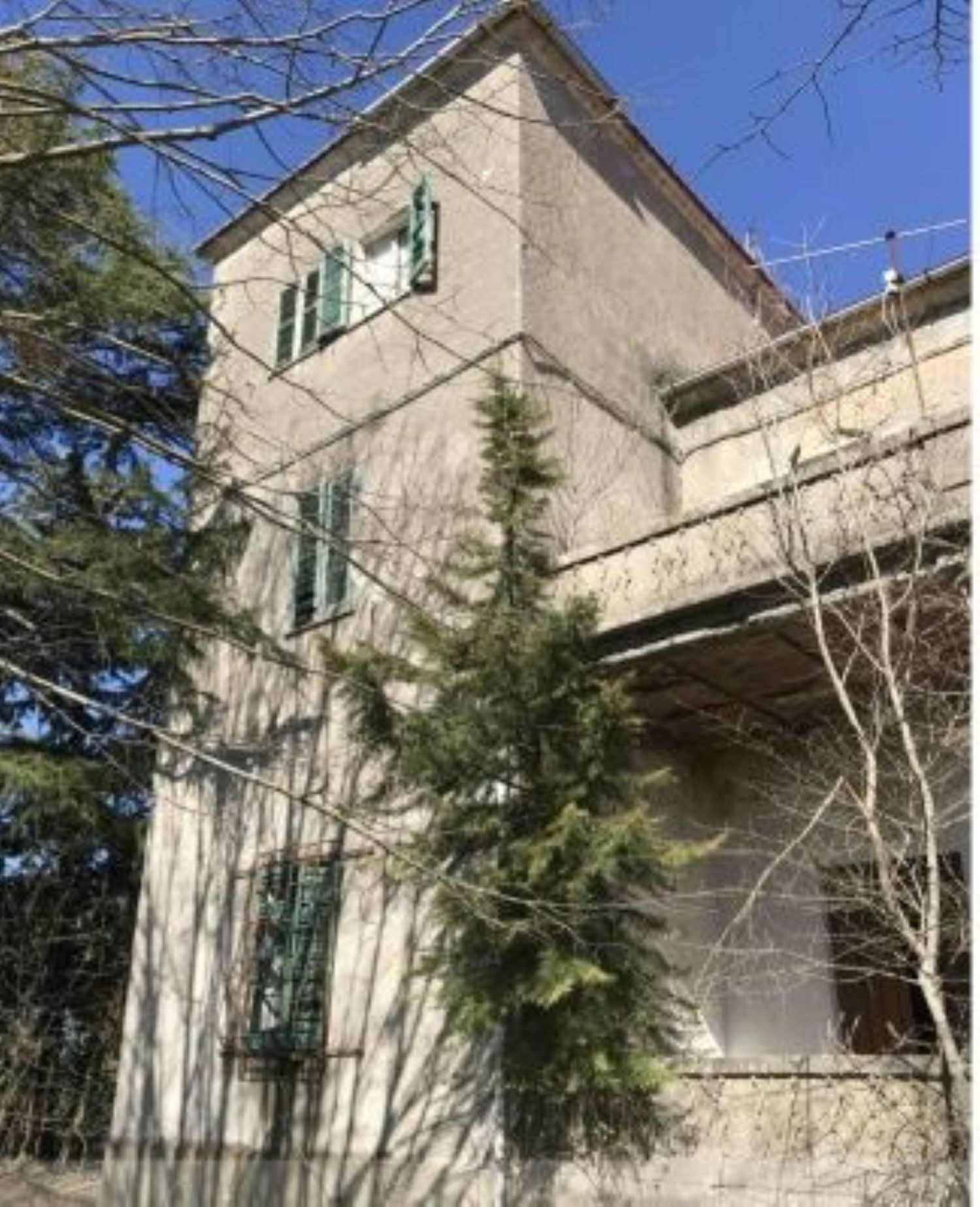 Stabile/Palazzo da ristrutturare a Sorano