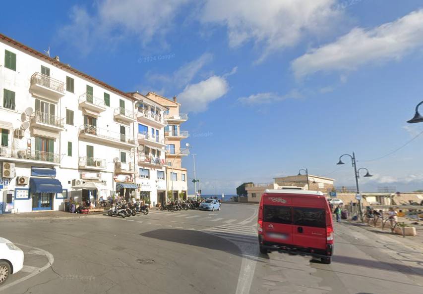 Magazzino in vendita a Monte Argentario, Porto Santo Stefano