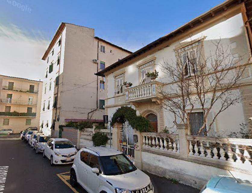Appartamento in vendita a Livorno
