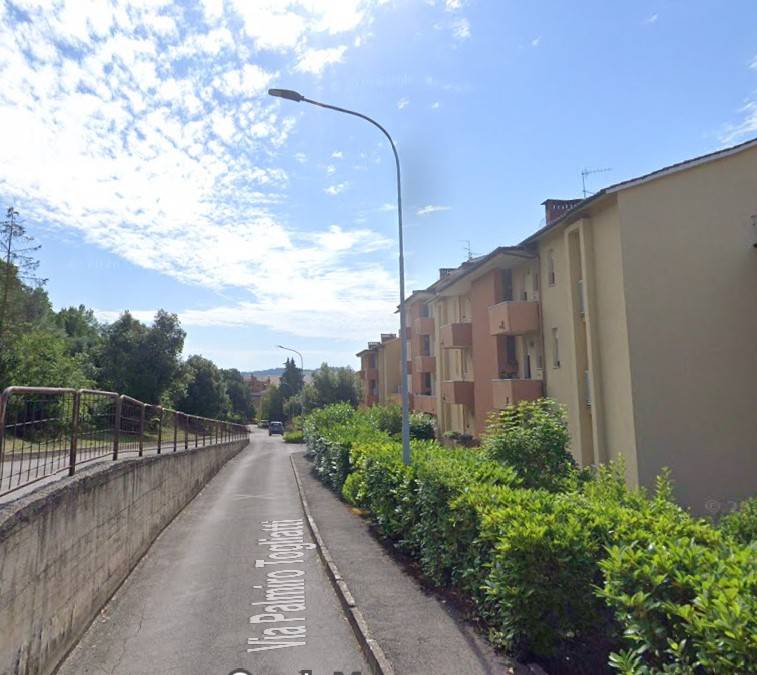 Magazzino in vendita a Montalcino, Torrenieri