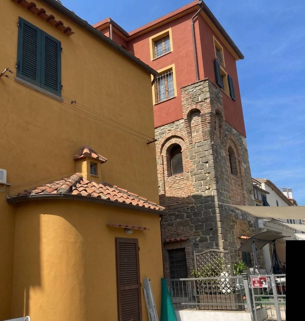 Magazzino in vendita a Campo nell'Elba, San Piero