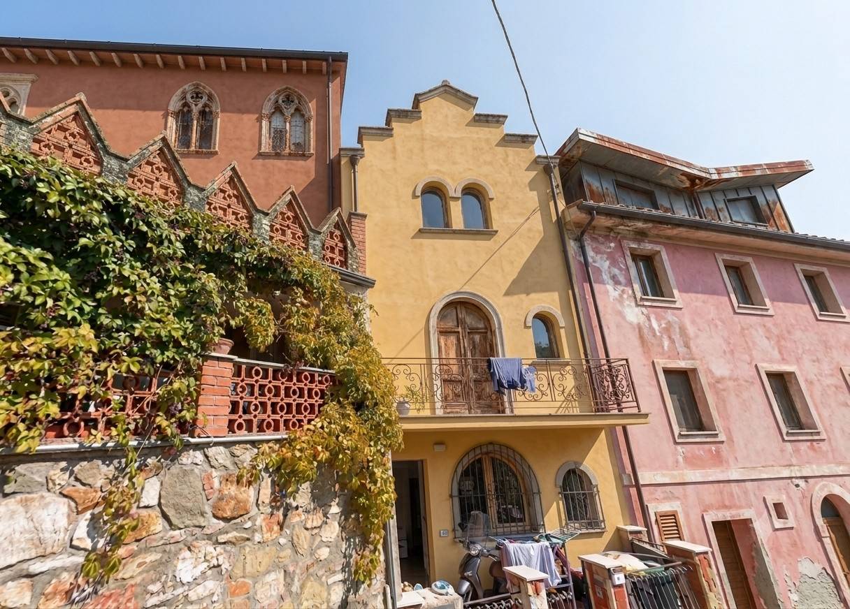 Appartamento in vendita a Rosignano Marittimo, Gabbro