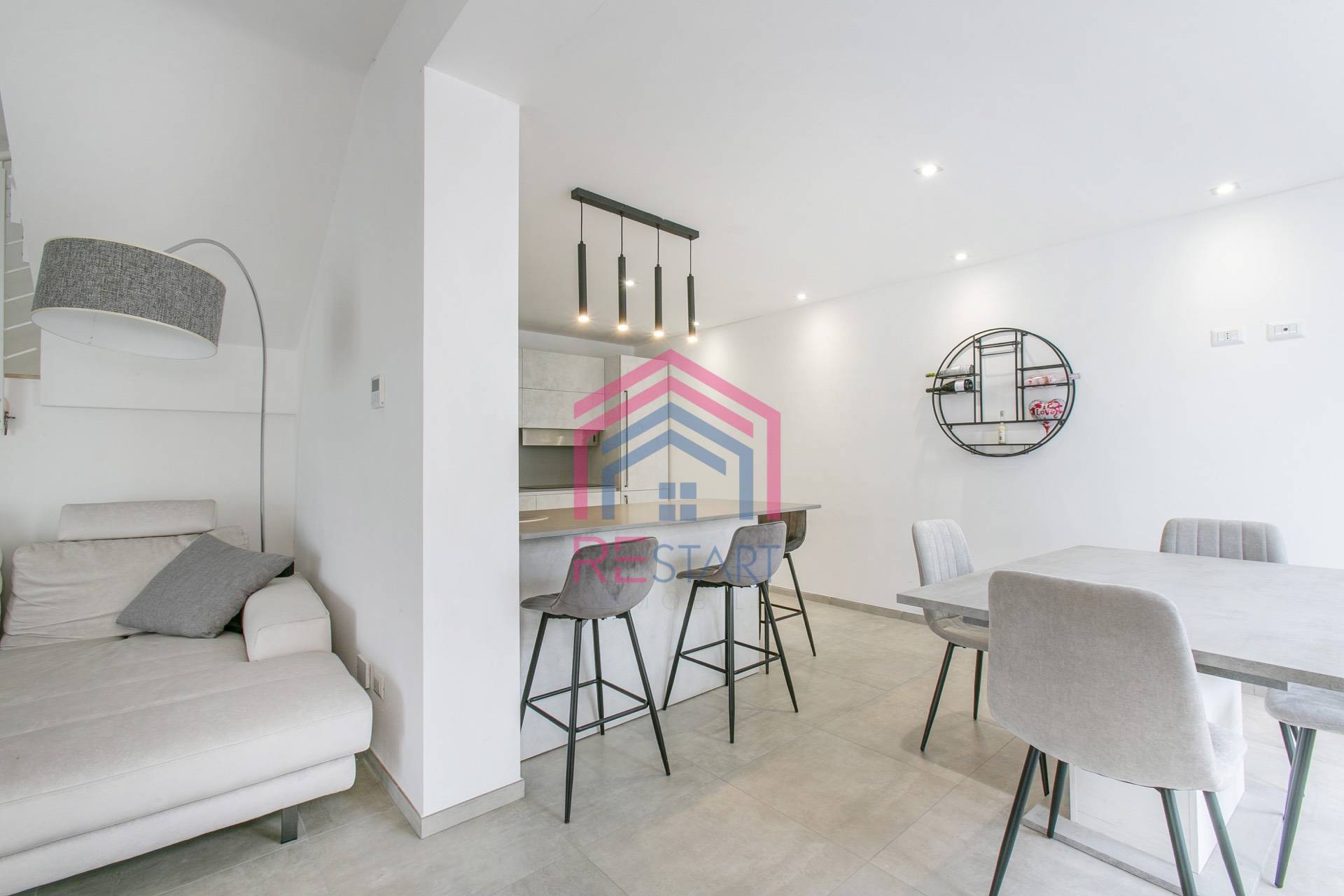 Villetta bifamiliare in vendita a Anzio