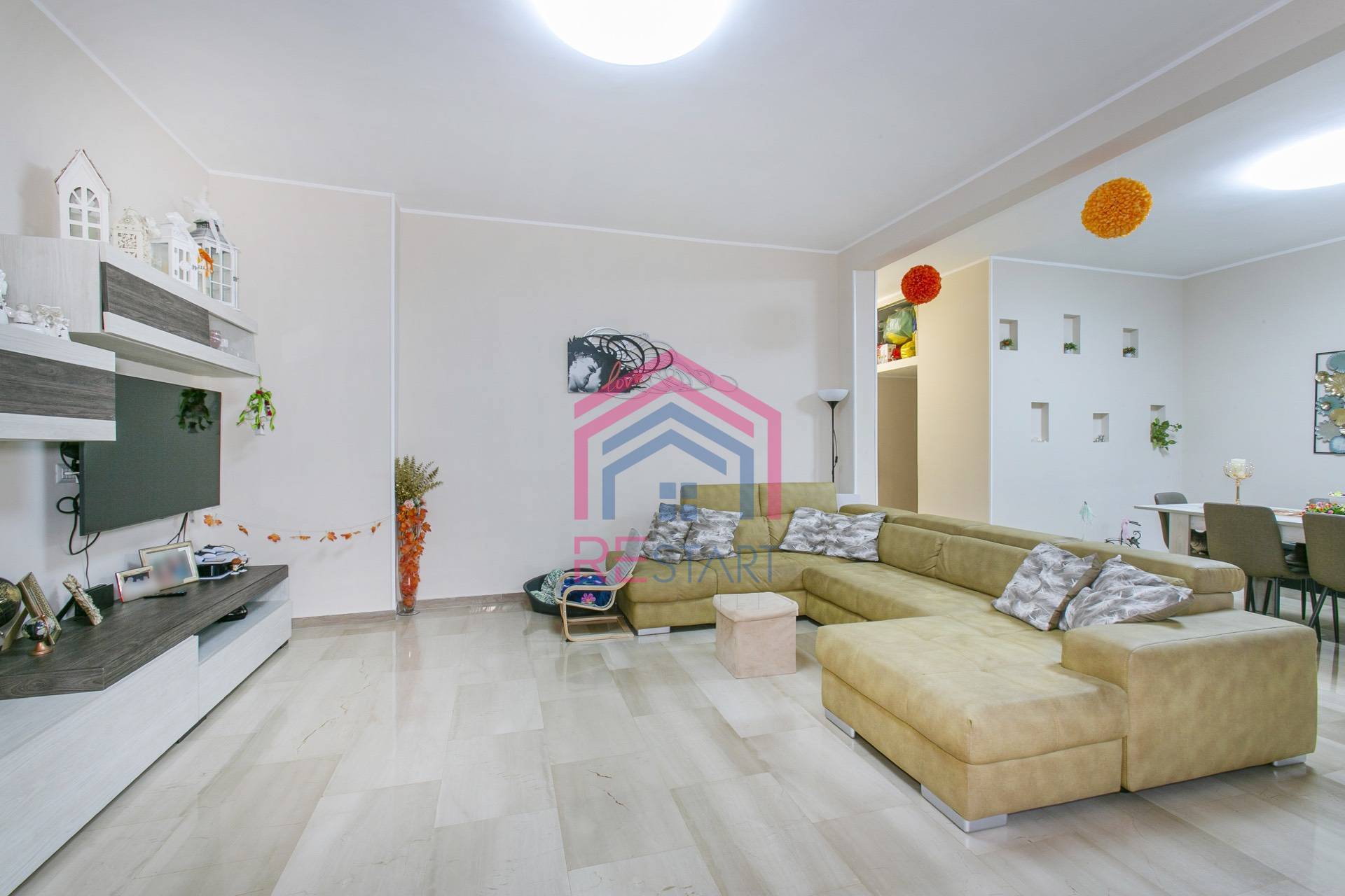 Appartamento in vendita a Aprilia, Centro