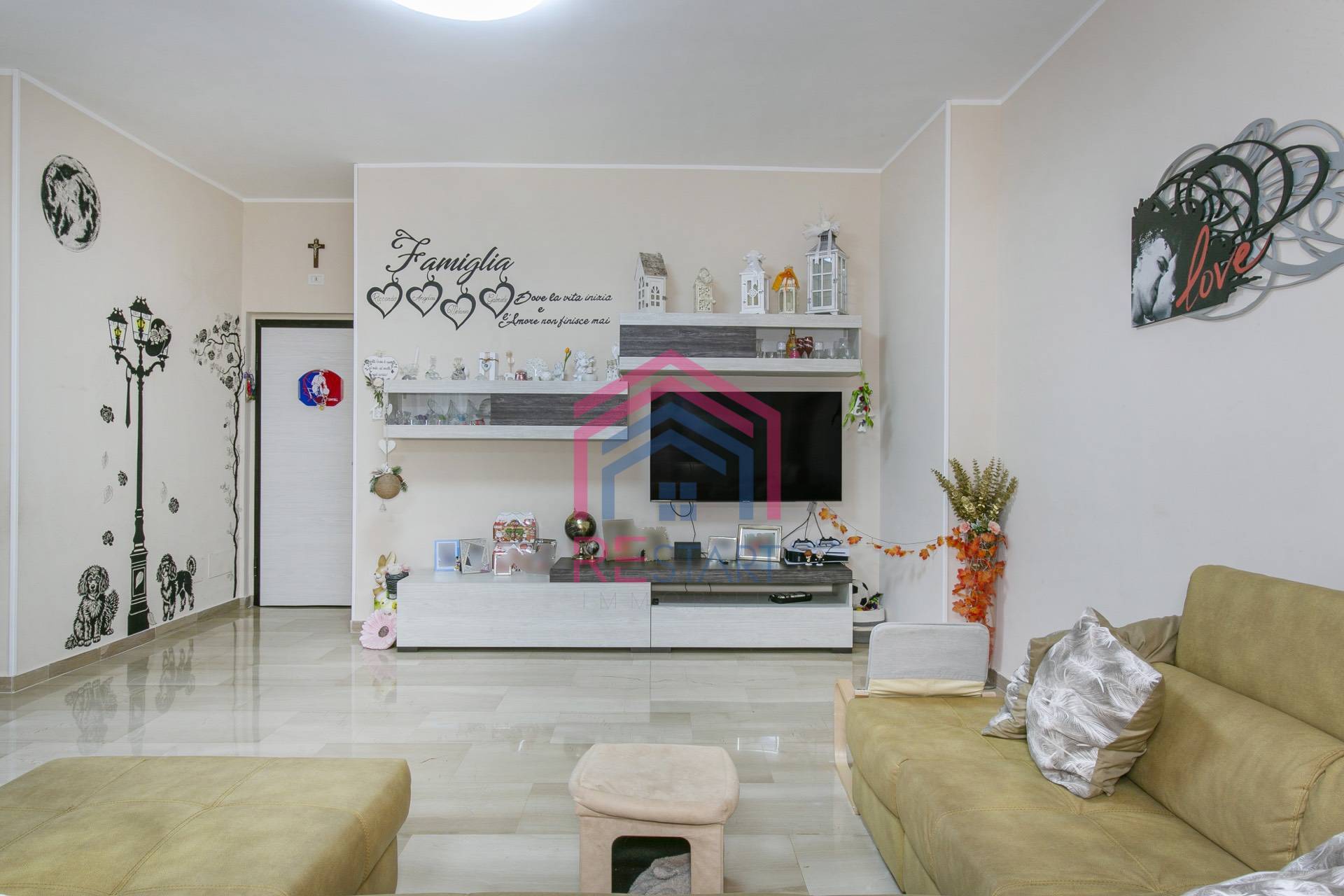 Appartamento in vendita a Aprilia, Centro