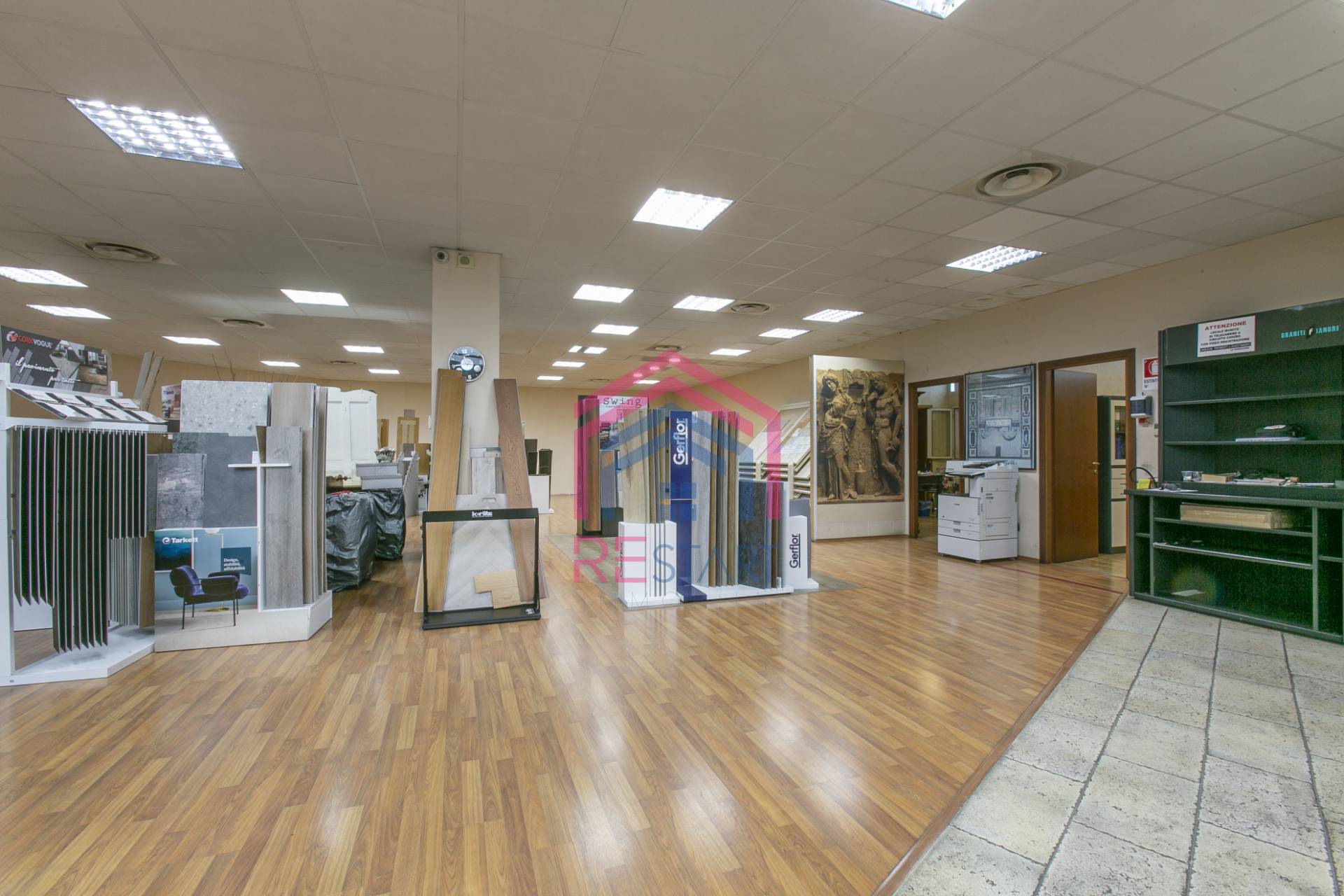 Magazzino in affitto a Pomezia, Pontina Vecchia