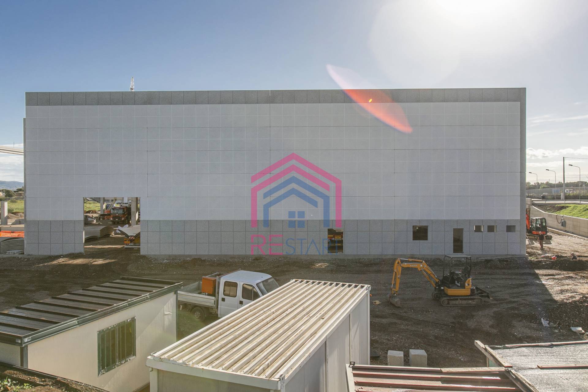 Capannone Industriale in affitto a Pomezia, Pontina Vecchia