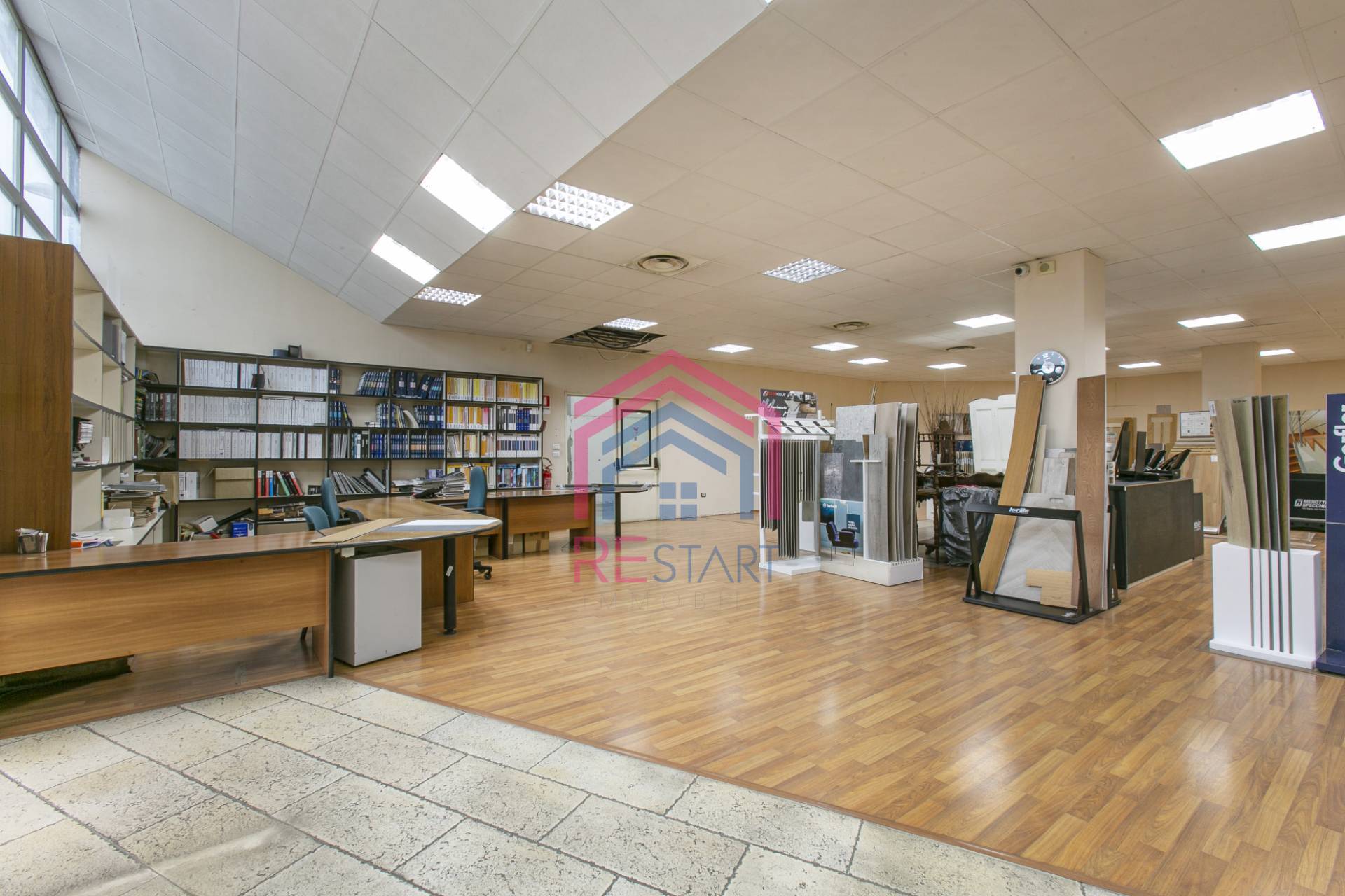 Magazzino in affitto a Pomezia, Pontina Vecchia