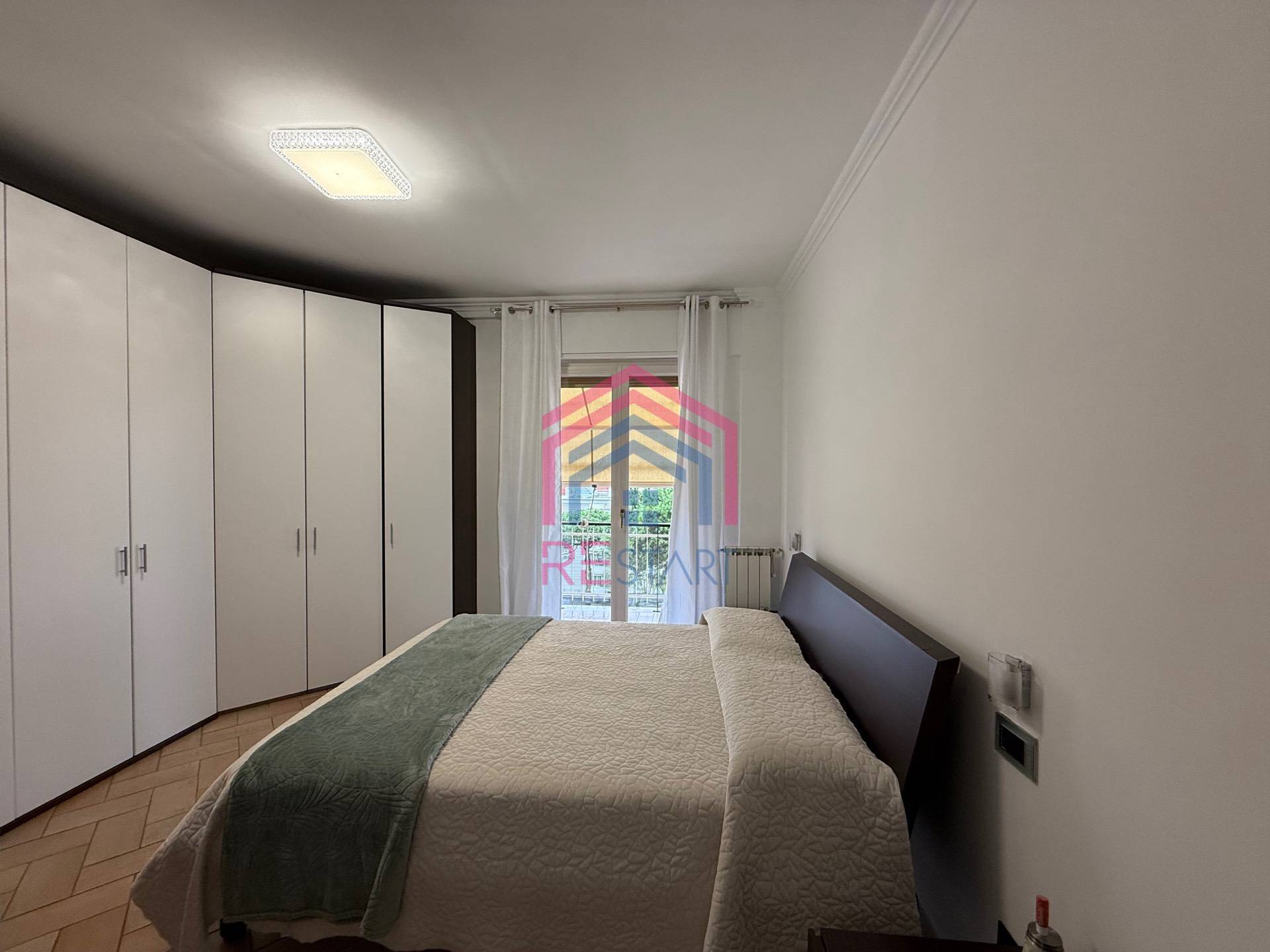 Appartamento in vendita a Pomezia, Centro