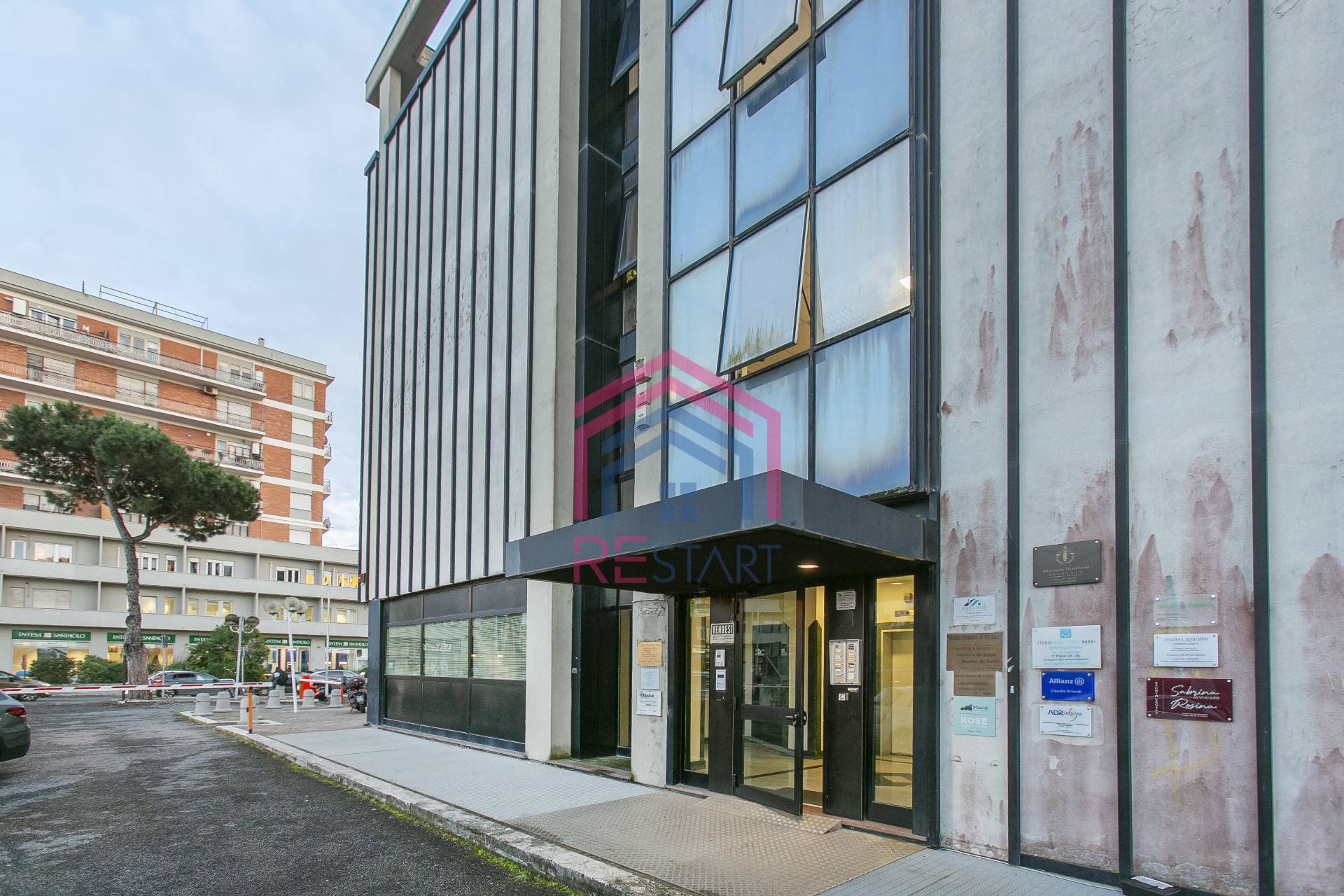 Ufficio in vendita a Pomezia