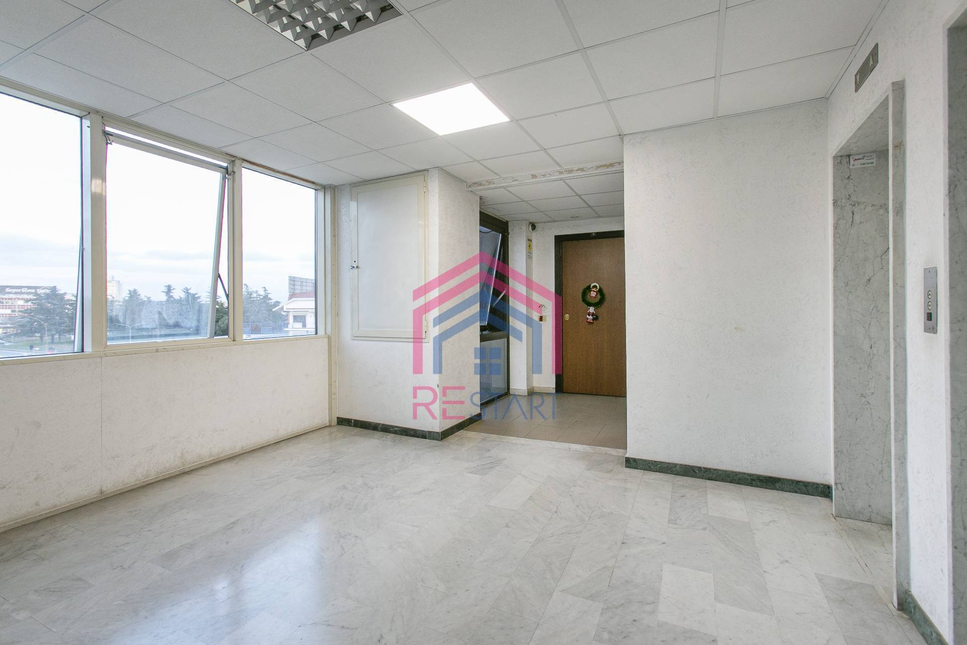 Ufficio in vendita a Pomezia