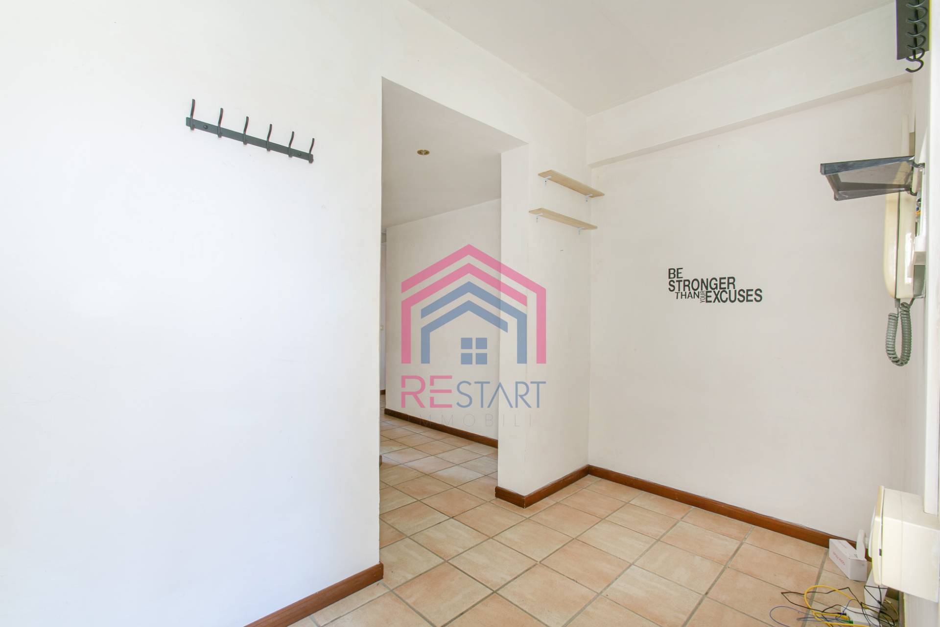 Ufficio in affitto a Pomezia