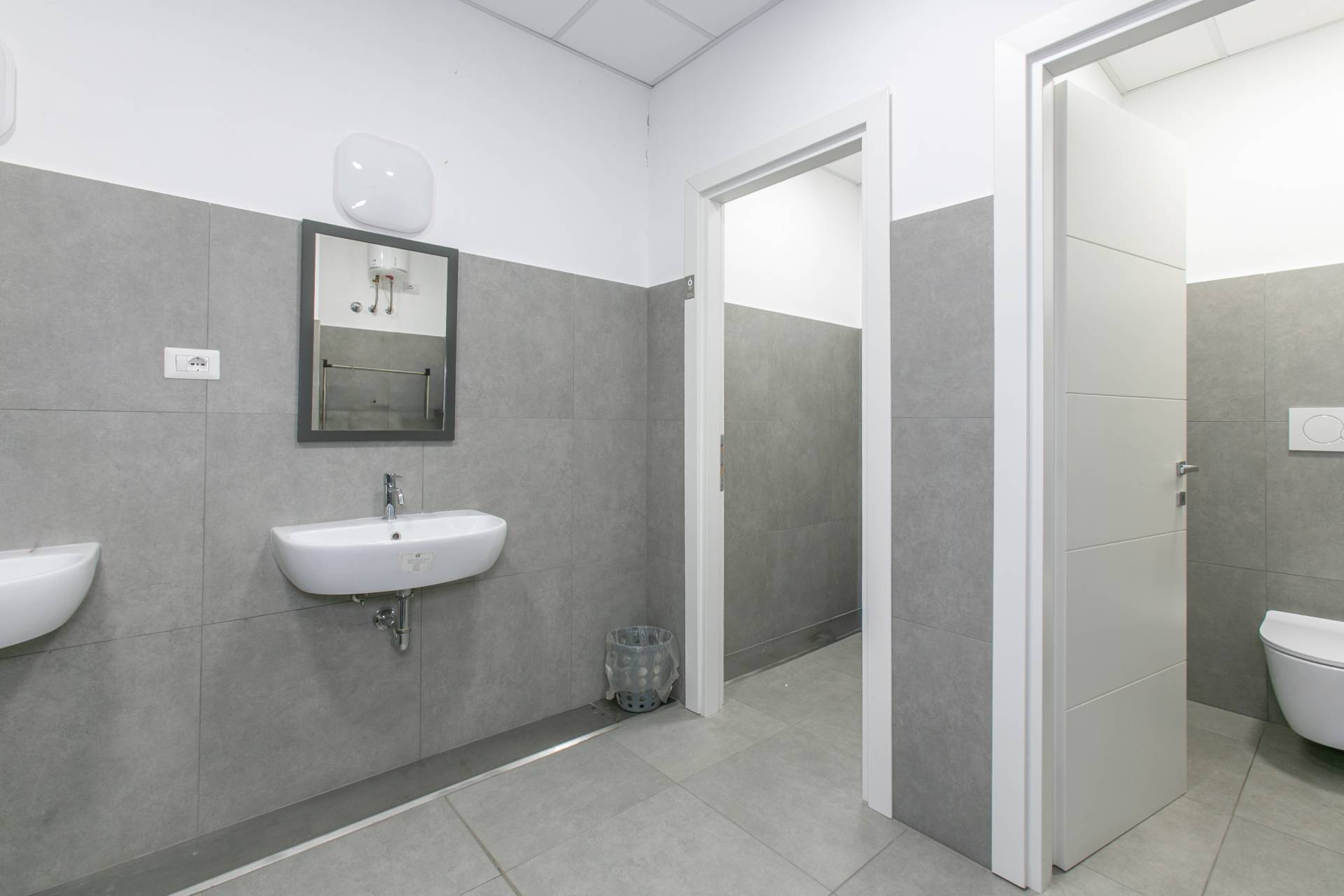 Ufficio in affitto a Pomezia