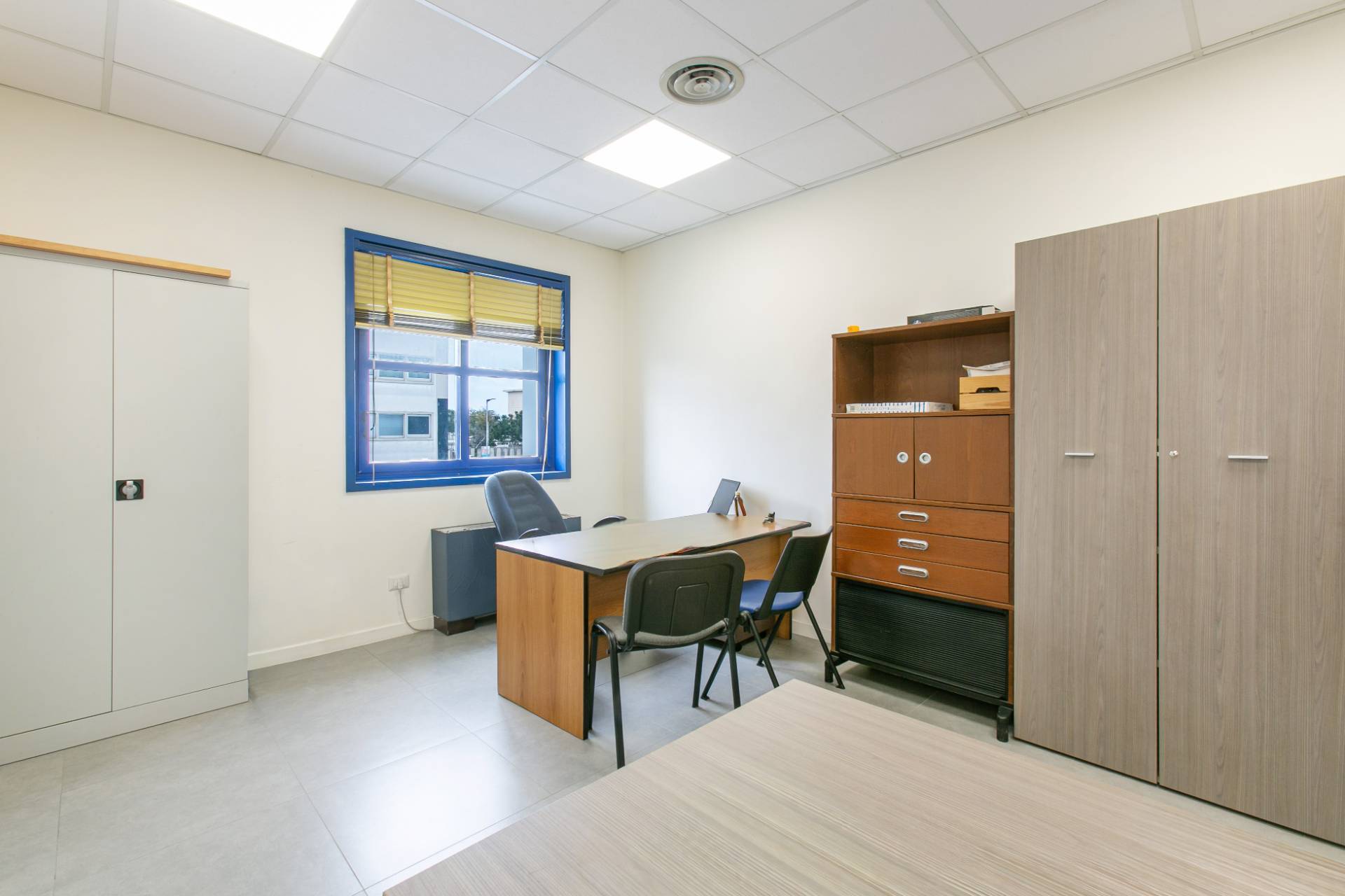 Ufficio in affitto a Pomezia