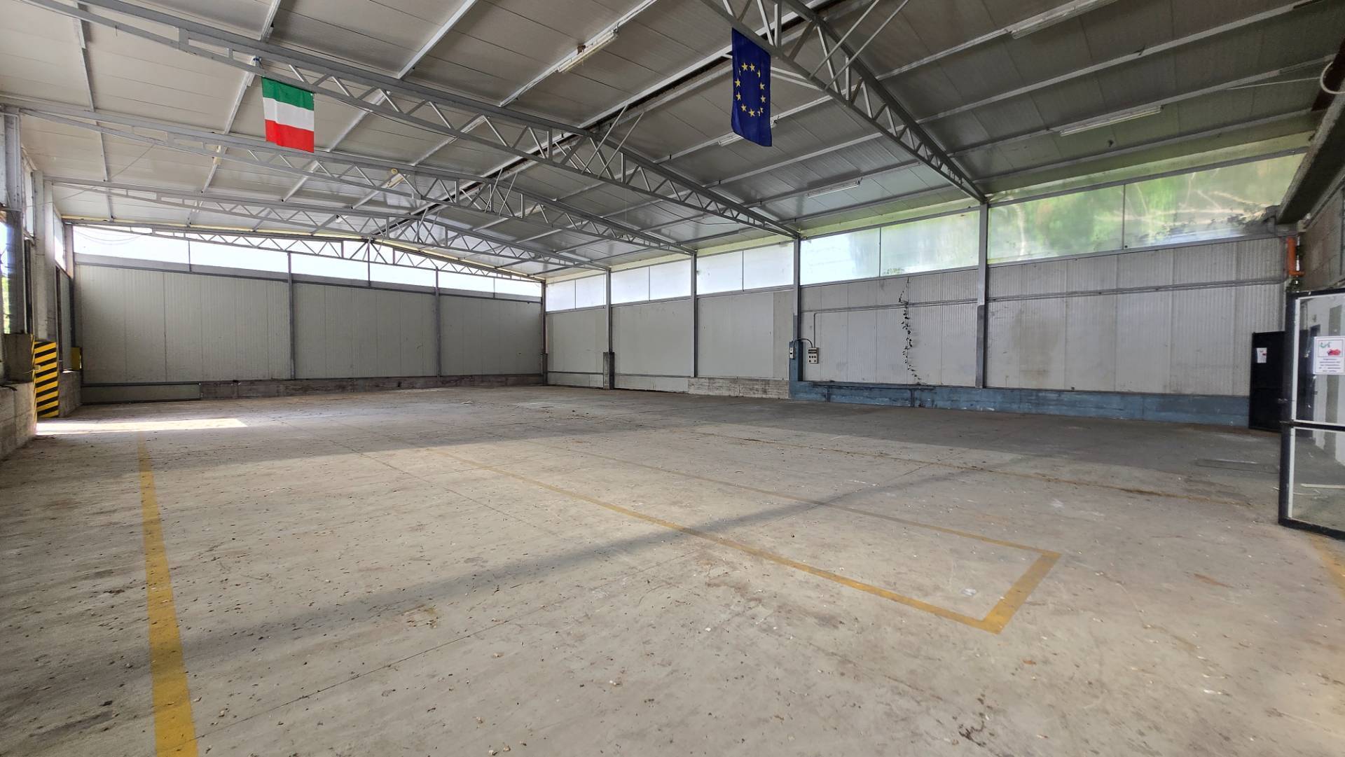 Capannone Industriale in affitto a Roma