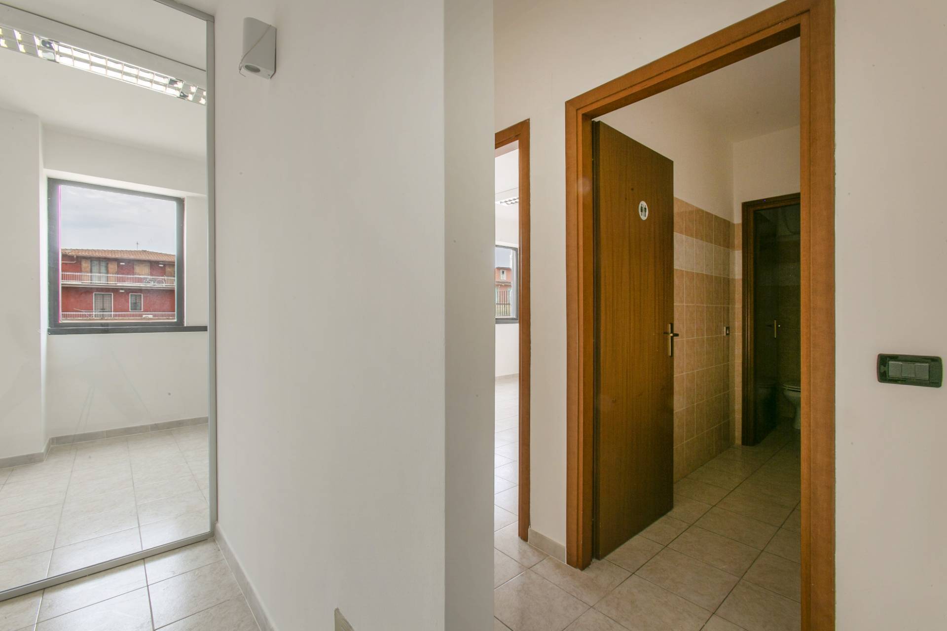 Ufficio in vendita a Pomezia