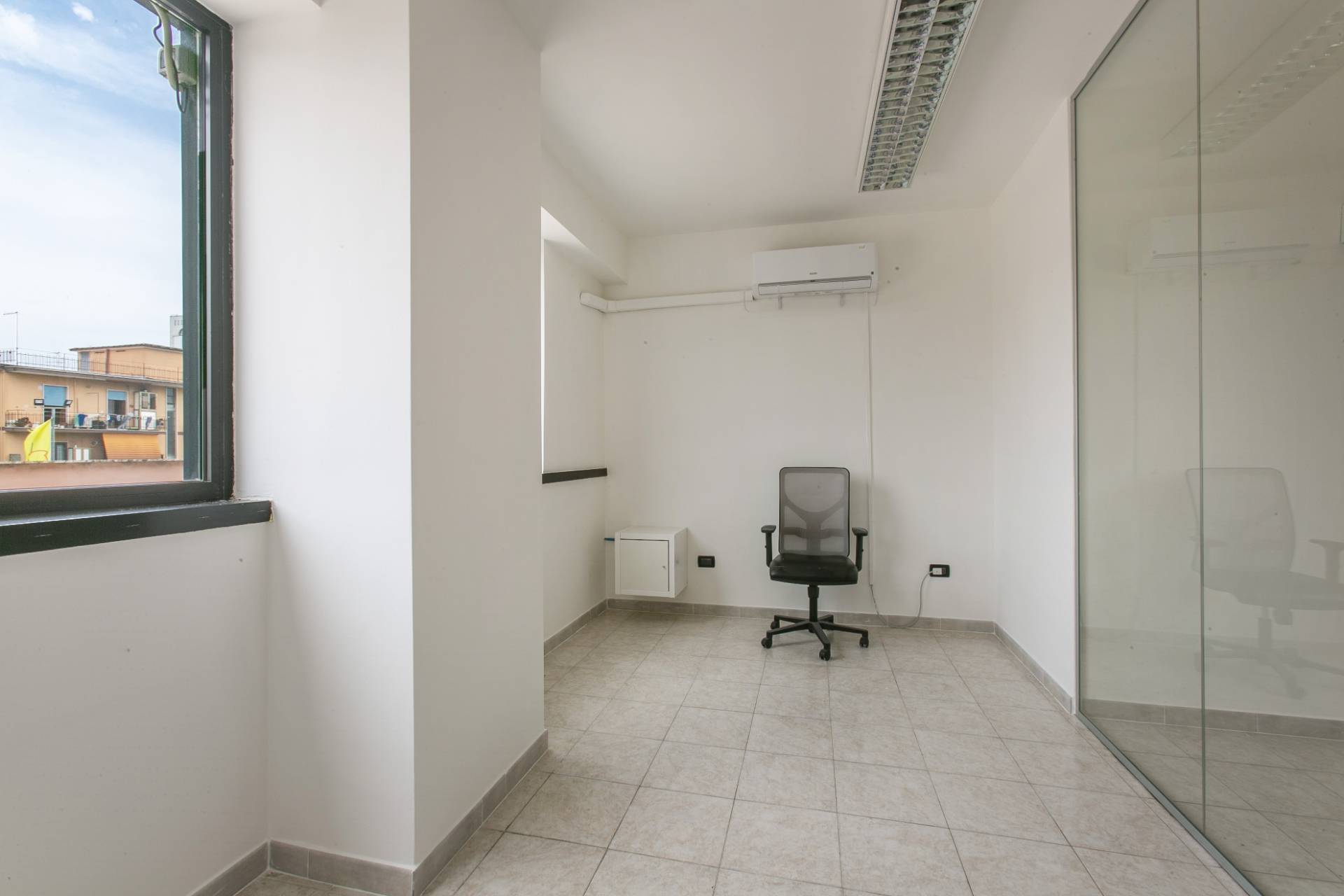 Ufficio in vendita a Pomezia