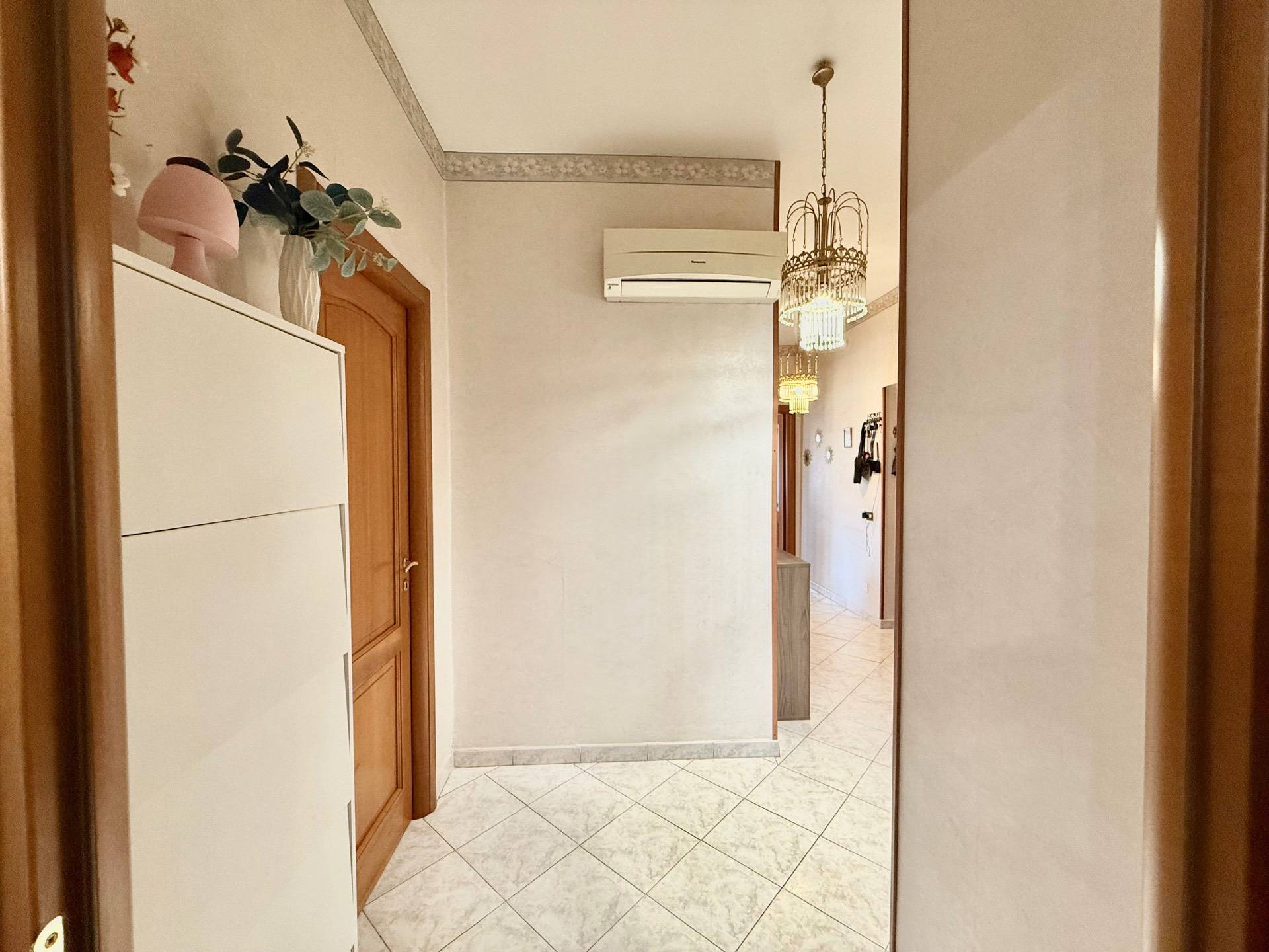 Appartamento in vendita a Aprilia, Centro