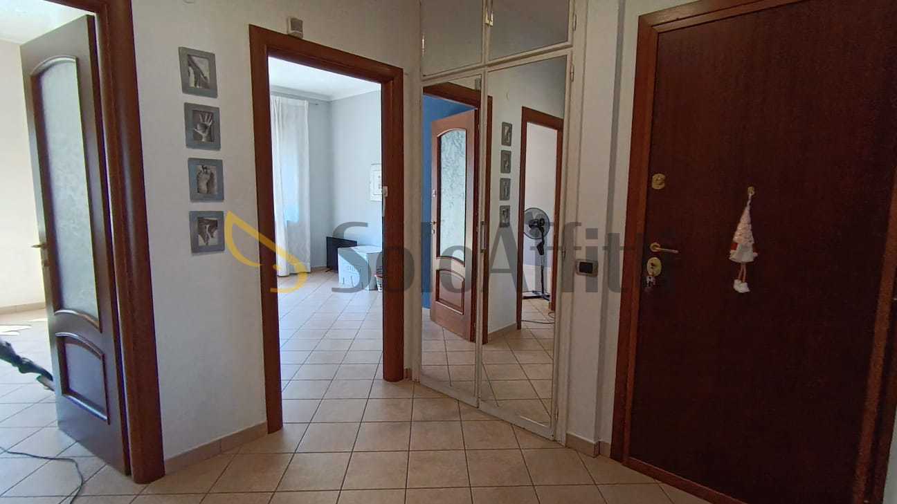 Trilocale in affitto in via pastrengo, Moncalieri