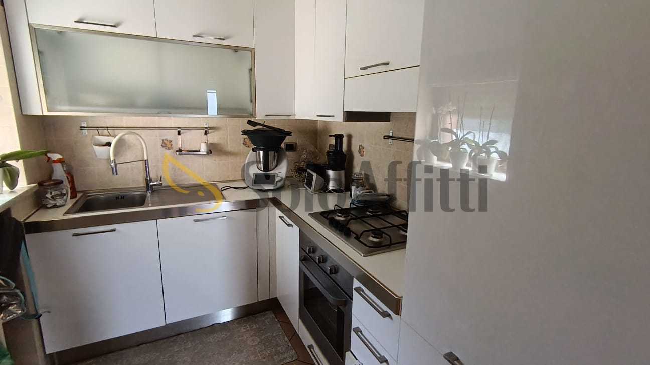 Trilocale in affitto in via pastrengo, Moncalieri