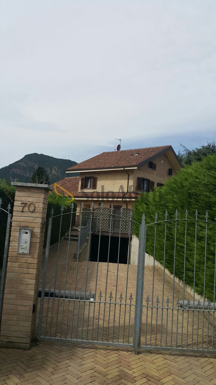 Quadrilocale con box doppio in via piossasco, Bruino