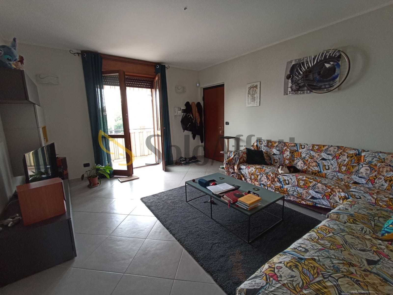 Quadrilocale con terrazzo in strada c bianca, Orbassano