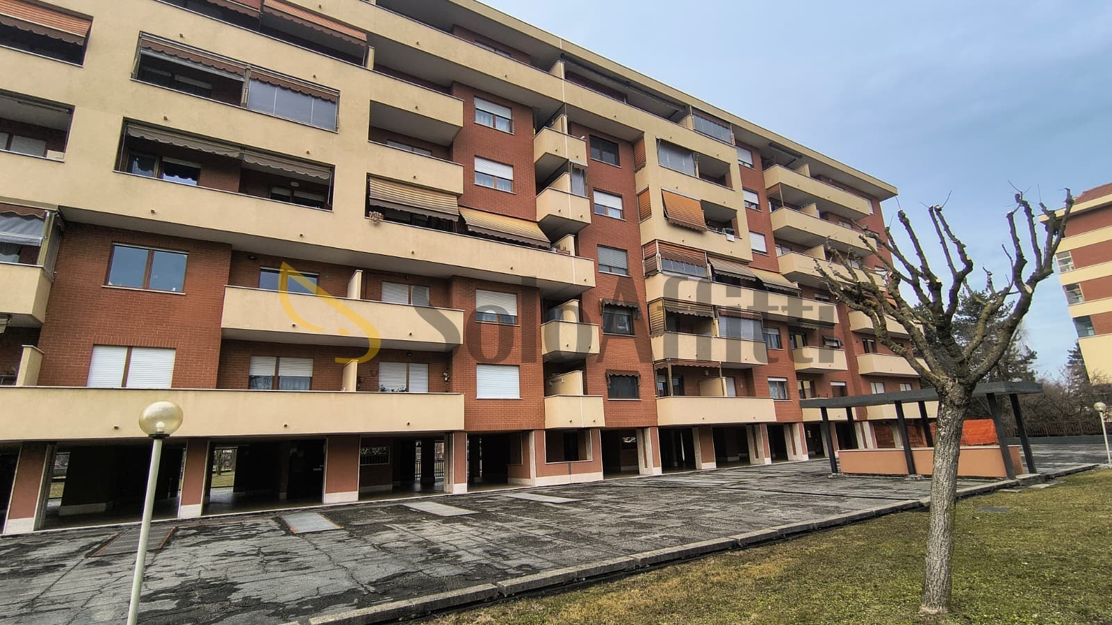 Quadrilocale con giardino in via gaetano salvemini, Venaria Reale