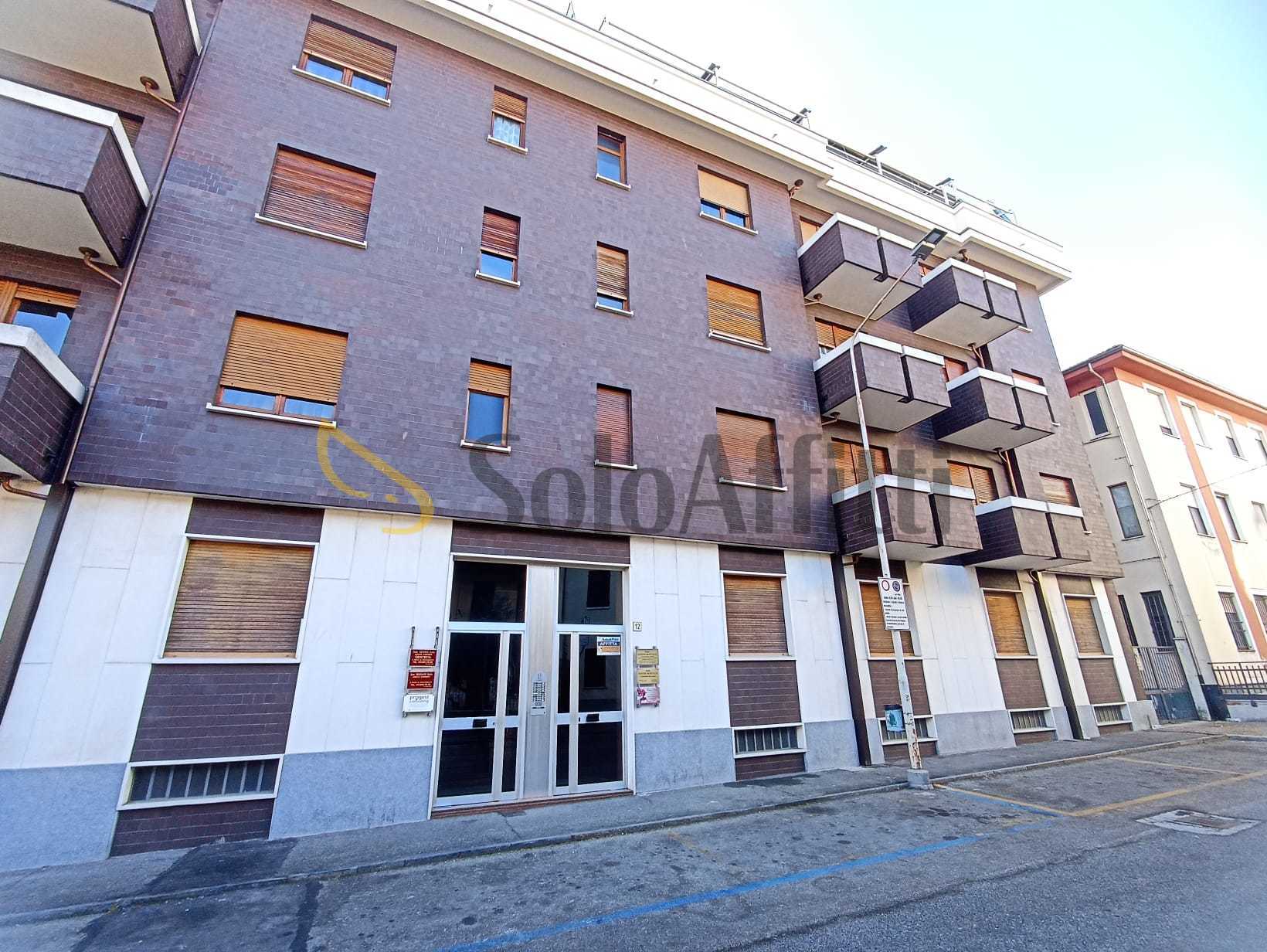 Ufficio in affitto in via c. battisti 12/a, Orbassano