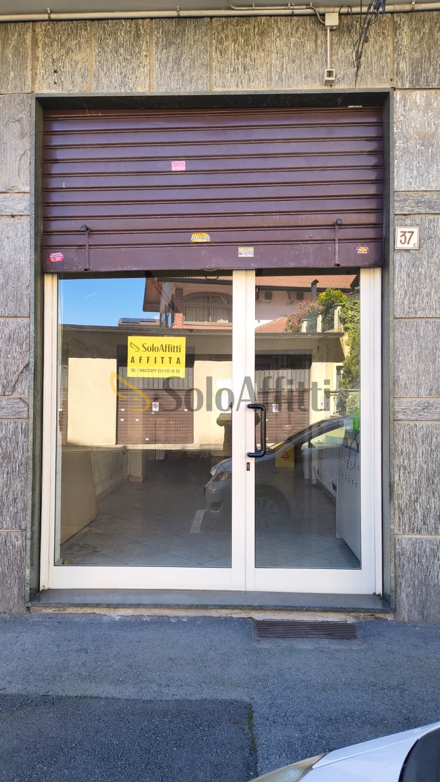 Locale commerciale ristrutturata a Orbassano