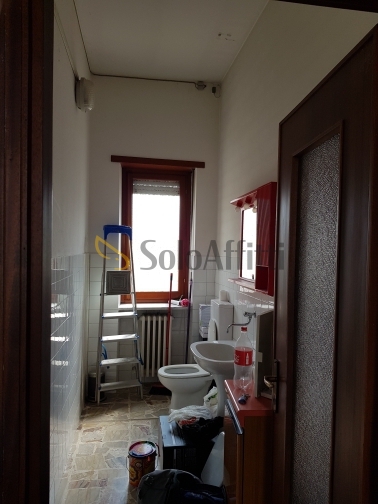 Locale commerciale in affitto in via carignano, Rivalta di Torino