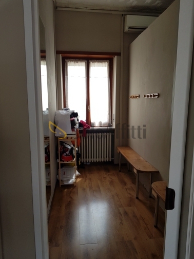 Locale commerciale in affitto in via carignano, Rivalta di Torino