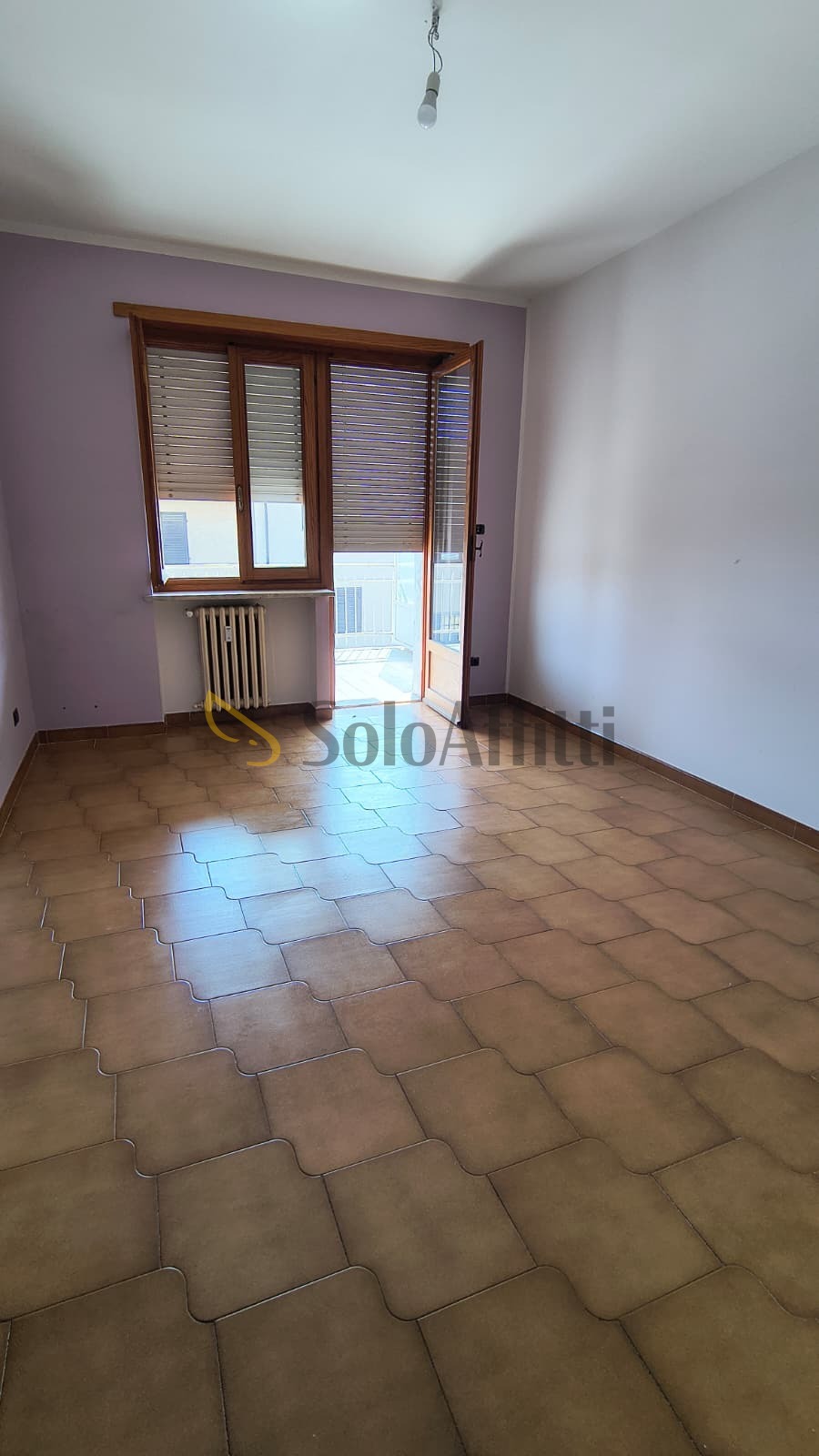 Trilocale con terrazzo in via ron 14, Piscina