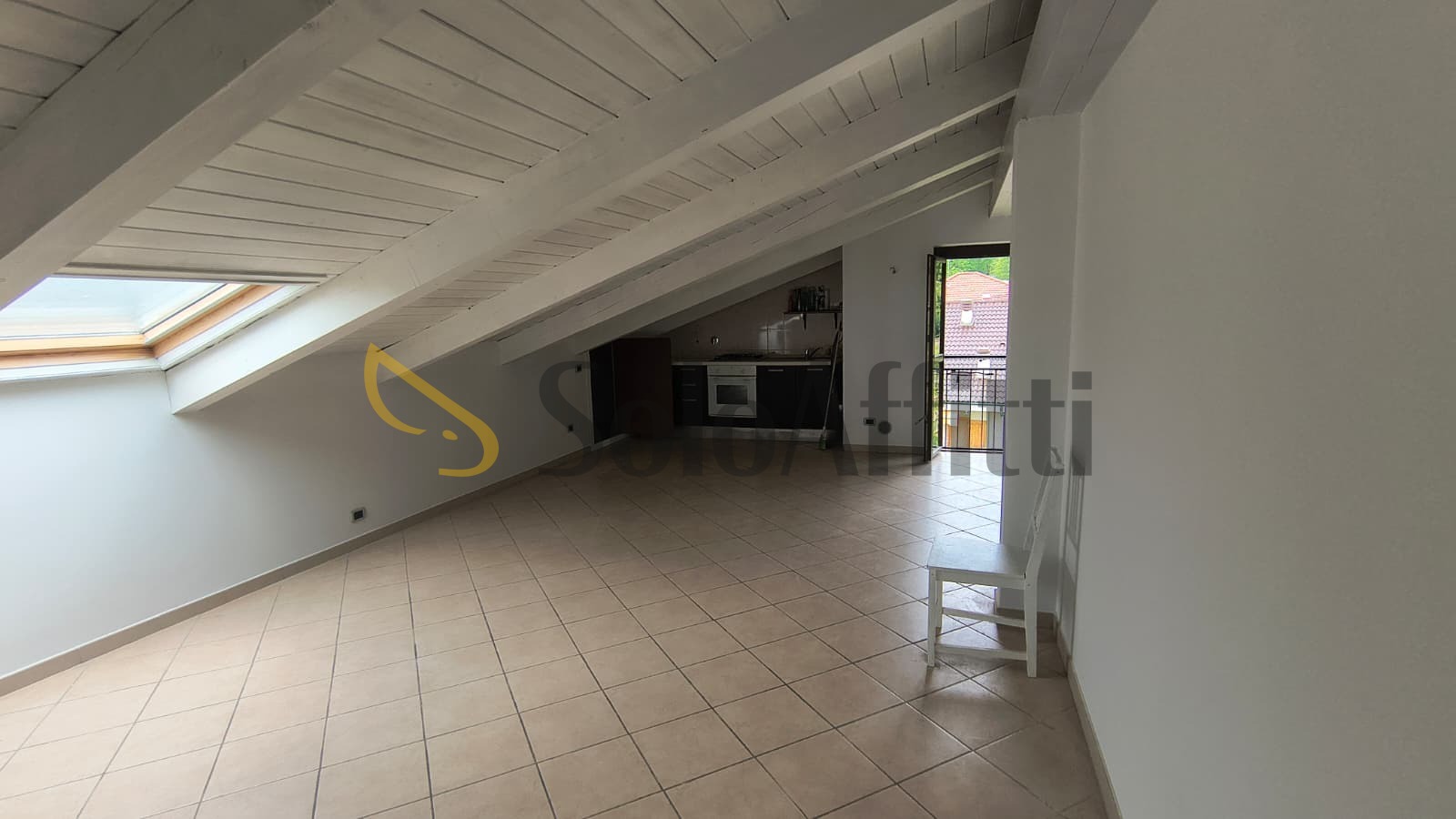Mansarda con giardino in via villargrande 8, Coazze